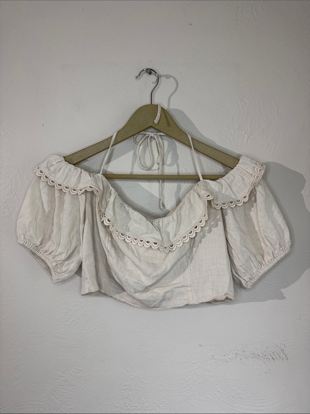 Express Cream Linen Blend Ruffle Puff Sleeve off the shoulder Crop Top M
